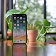 Kép 2/6 - Qoltec edzett üveg kijelzővédő iPhone 12 Max PRO-hoz