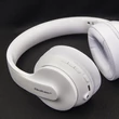 Kép 5/8 - Qoltec Soundmasters vezeték nélküli fejhallgató mikrofonnal fehér színben