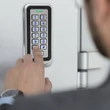 Kép 4/9 - Qoltec TRITON RFID kódzár kártyával és kulcstartóval