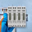Kép 2/11 - Qoltec egyfázisú elektronikus energiamérő DIN sínre