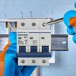 Kép 2/14 - Qoltec B32 kismegszakító 32A 3 pólusú