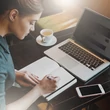 Kép 9/10 - Qoltec adatvédelmi szűrő MacBook Air 13.6"