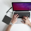 Kép 7/9 - Qoltec külső USB 2.0 SATA optikai meghajtó ház fekete színben